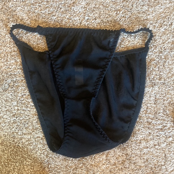 delicates vintage black mesh two piece set - Picture 3 of 11